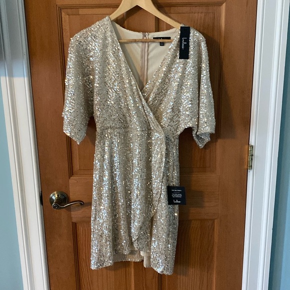 Lulu's Size Large Gold Sequin Faux Wrap Short Sleeve Mini Party Dress New w/tag - Picture 2 of 15